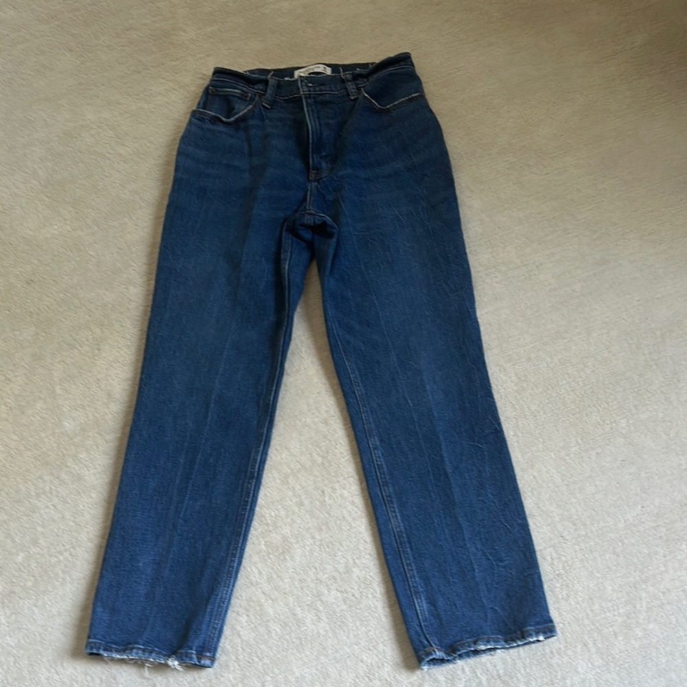 Abercrombie & Fitch Curve Love Ultra High Rise 90s Straight Jean